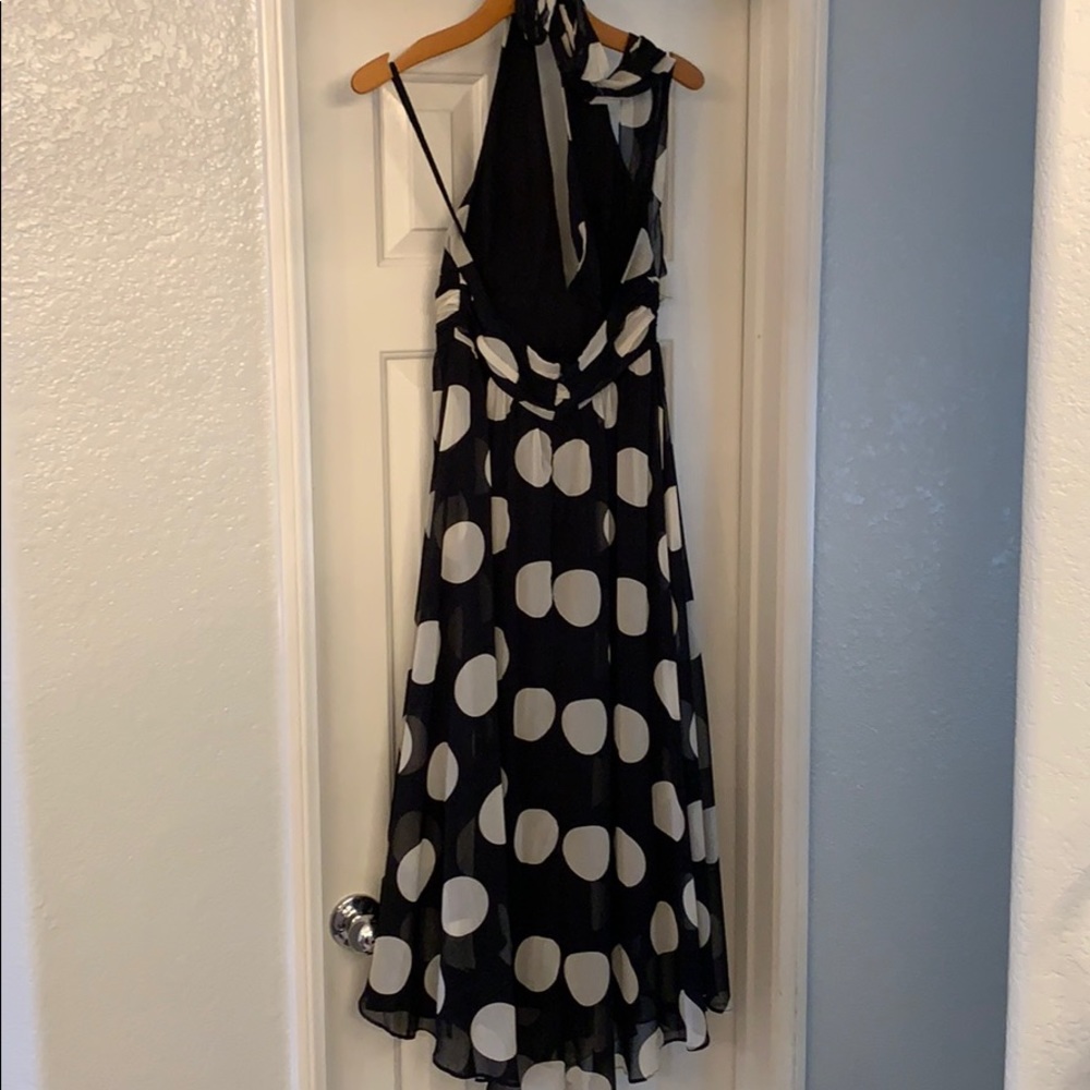 Dress - Picture 2 of 3